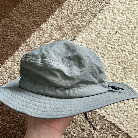 Outdoor Research Light Gray Adventure Hat - Picture 2 of 7